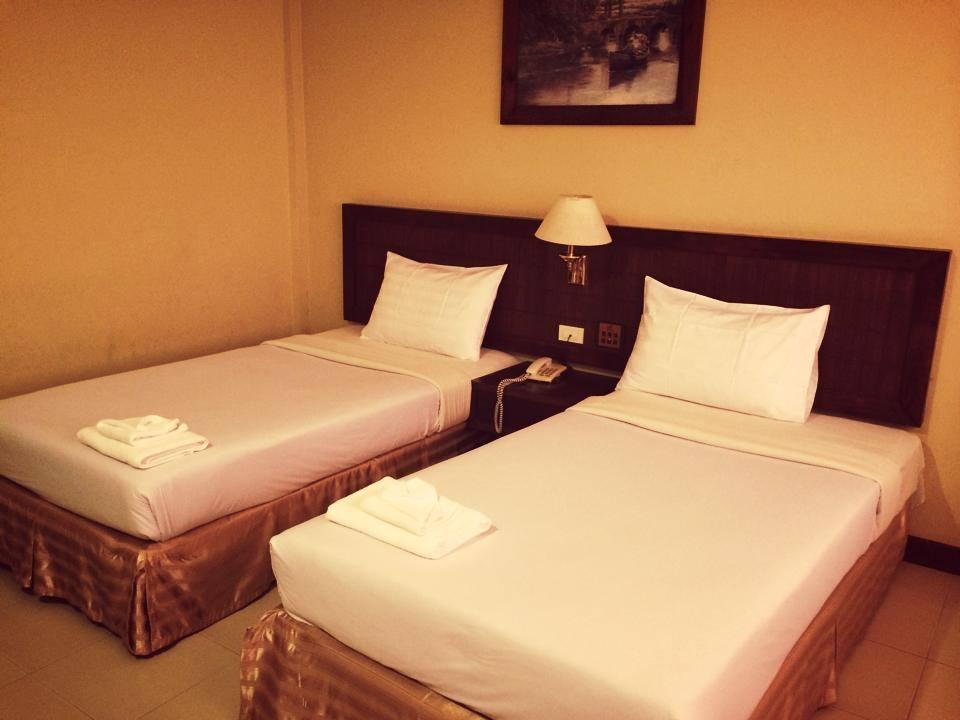 Nipa Garden Hotel Surat Thani Exteriör bild